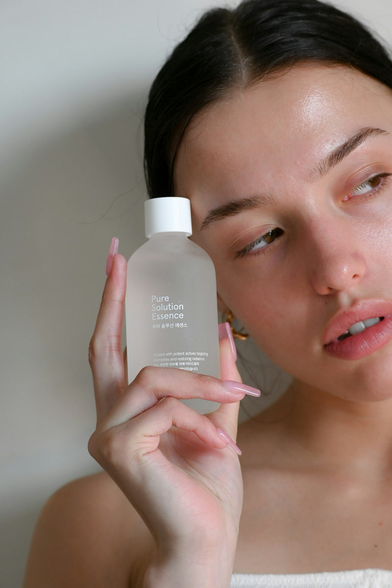 Can I Use Serum Without Toner? Here’s What Happens